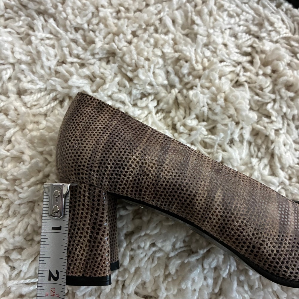 Stuart Weitzman Lizard Embossed Leather Square Toe Block Heel Pumps Women's 6 - Picture 8 of 8